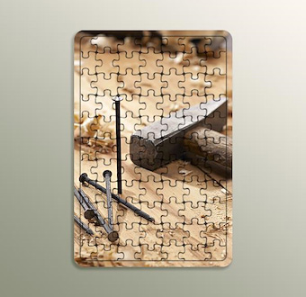 Marangoz Tezgahında Çekiç ve Çiviler Ahşap Puzzle