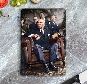 Atatürk - Benim İçin En Büyük Korunma Noktası Milletimin Gönlüdür Cam Kesim Tablası