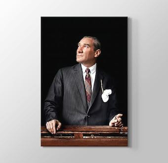 Atatürk - Dünyada her şey için, medeniyet için, hayat için, muvaffakiyet için en hakiki mürşit ilimdir, fendir.