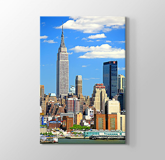 New York - Empire States Building ve Mavi Gök Yüzü