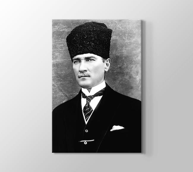  Mustafa Kemal Atatürk