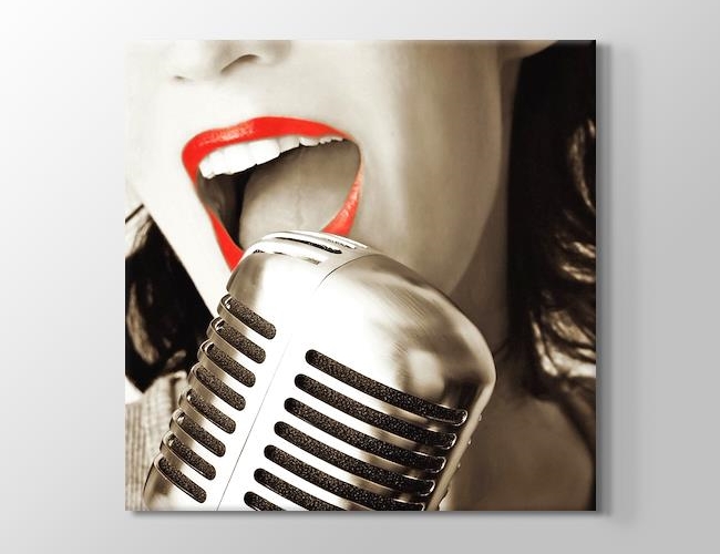 Red Lips and the Microphone Kanvas tablosu