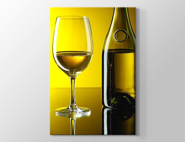 Sarı Duvar Üzerinde Beyaz Şarap - Wine Kanvas tablosu