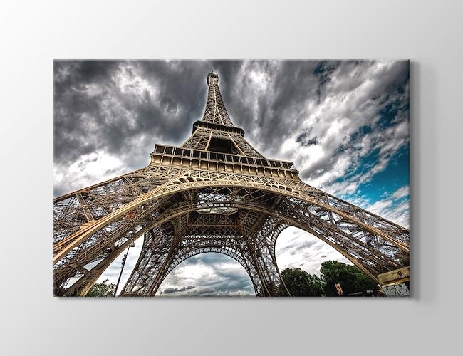 Paris - Eiffel Tower Perspective V Kanvas tablosu