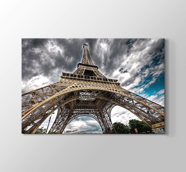  Paris - Eiffel Tower Perspective V