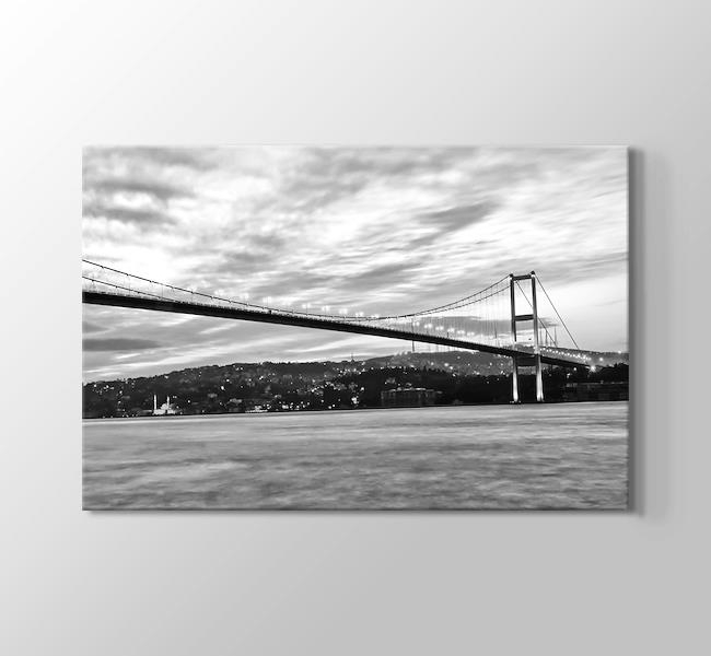  İstanbul - Boğaziçi Köprüsü - Siyah Beyaz
