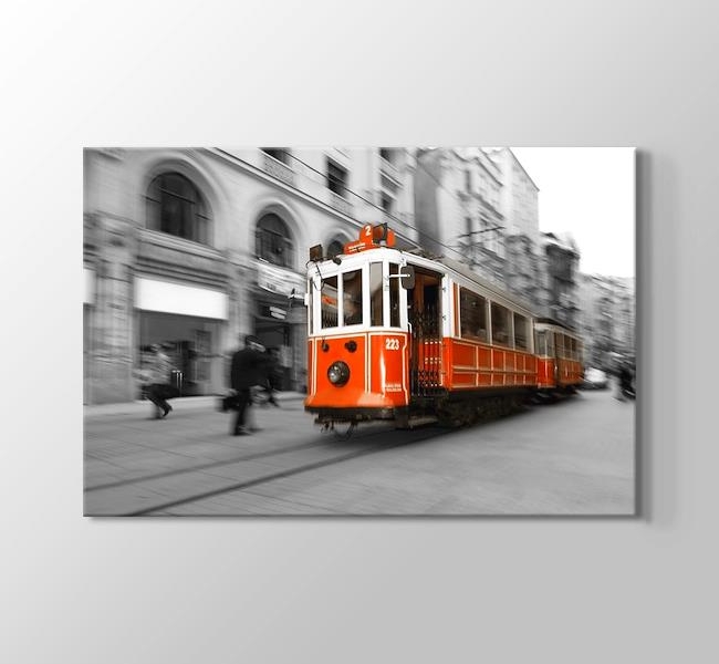  İstanbul - İstiklal Caddesi Tramvay