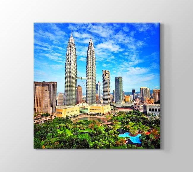  Malezia - Petronas Twin Towers