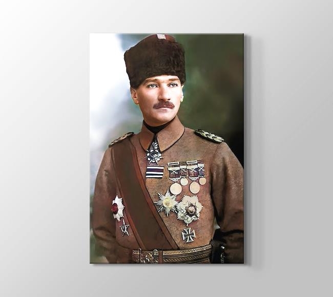  Atatürk Üniformalı