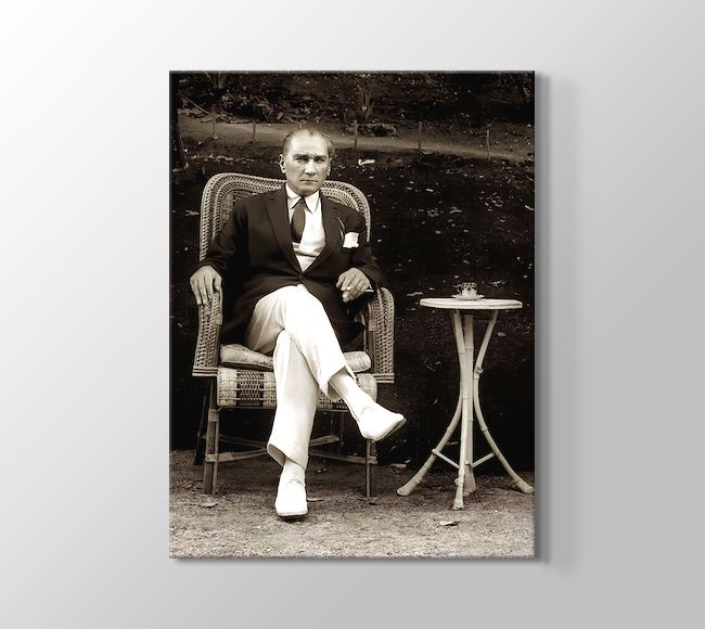  Mustafa Kemal Atatürk - Bir milletin sanat yeteneği güzel sanatlara verdiği değerle ölçülür