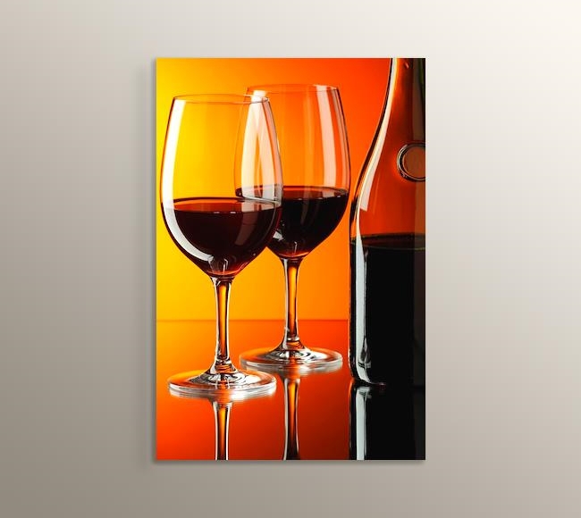 Turuncu Duvar Üzerinden Kırmızı Şarap - Wine
