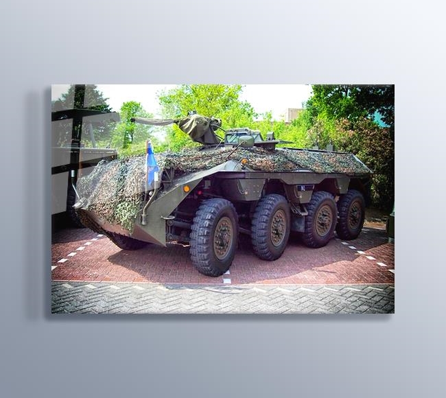 8 Tekerlekli Kamufle Olmuş Ordu Tankı