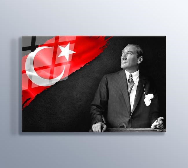 Siyah Fonda Atatürk ve Türk Bayrağı