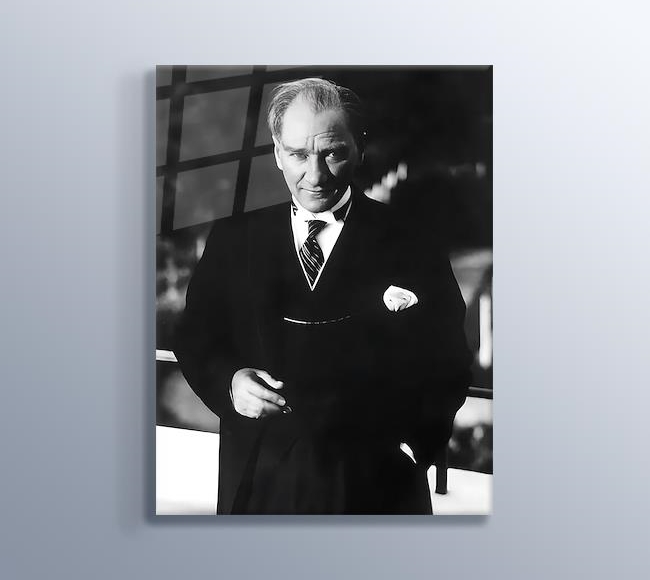 Mustafa Kemal Atatürk - Toplumun düşmanı cehalet, cehaletin düşmanı öğretmendir